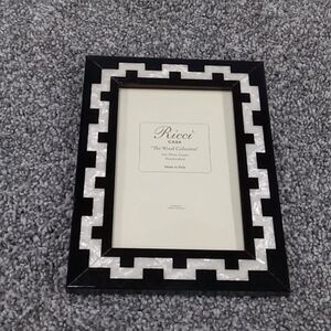 Ricci Casa The Wood Collection 4x6" picture/photo frame with kickstand NWT